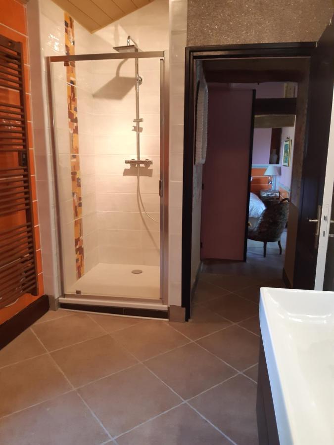 Chambre Familiale Avec Piscine Chauffee Et Jacuzzi Bernadets-Debat Dış mekan fotoğraf